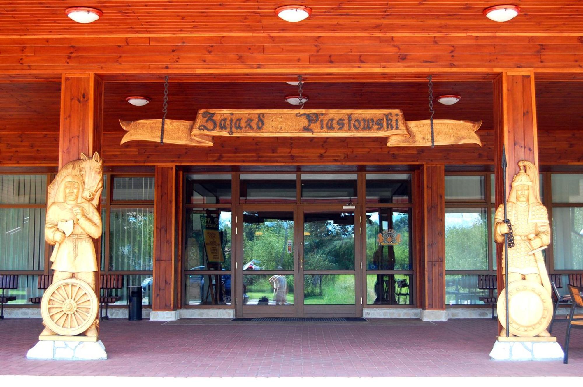 Hotel Zajazd Piastowski Казимеж-Дольны Экстерьер фото